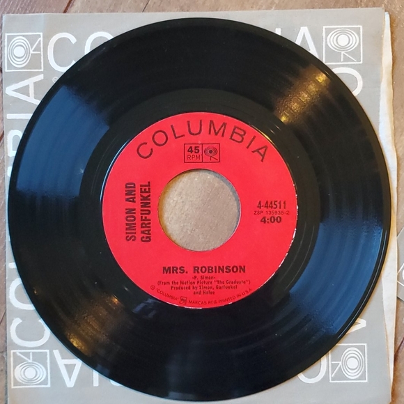 🧡3/15$🧡 sale: Simon and Garfunkel 45 record set - Picture 4 of 5